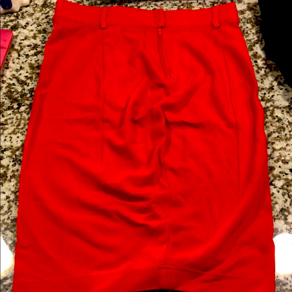 Body by Victoria pencil skirt